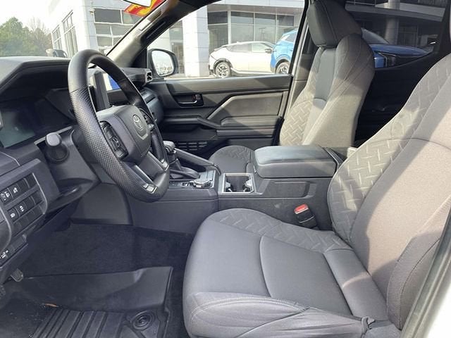 2024 Toyota Tacoma 4WD SR5