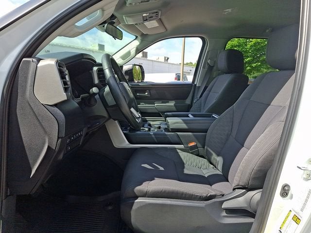 2024 Toyota Tundra 4WD SR5