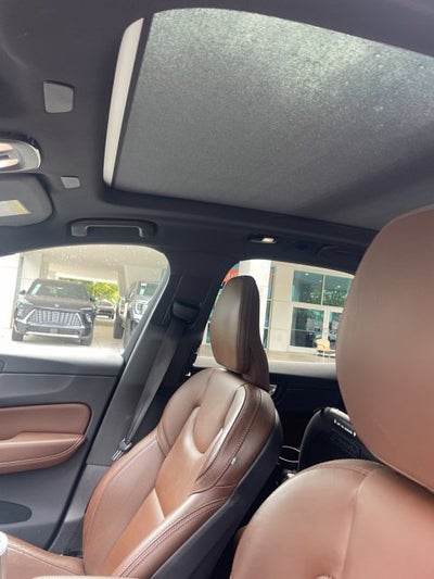2022 Volvo XC60 Inscription