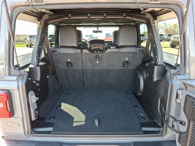 2023 Jeep Wrangler Sahara Altitude