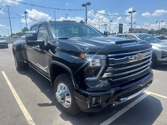 2025 Chevrolet Silverado 3500 HD High Country DRW