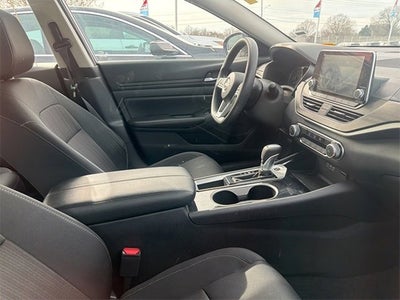 2024 Nissan Altima SV FWD