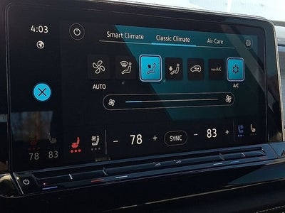 2024 Volkswagen Atlas Cross Sport 2.0T SE w/Technology