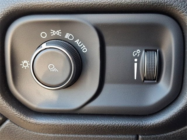 2024 RAM 2500 Tradesman Regular Cab 4x4 8' Box