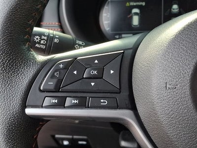 2023 Nissan Kicks SR Xtronic CVT
