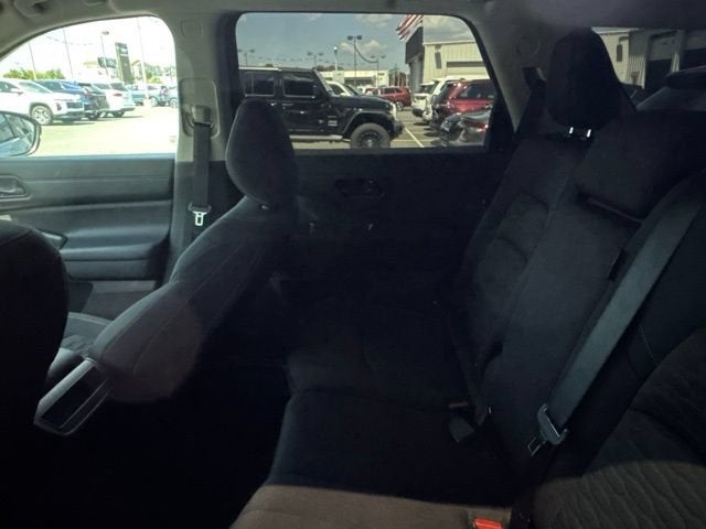 2024 Nissan Pathfinder S FWD