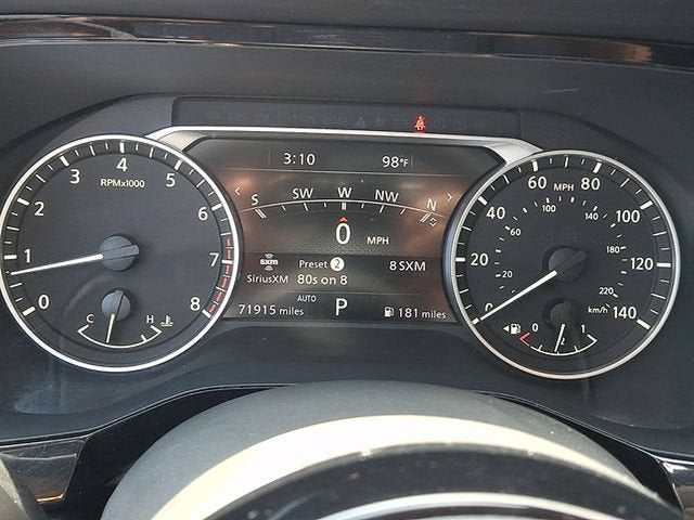 2023 Nissan Pathfinder SL 4WD