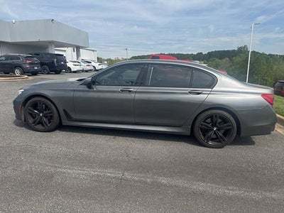 2017 BMW 740i 740i