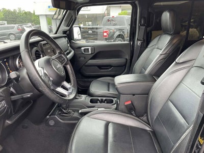 2022 Jeep Gladiator Overland
