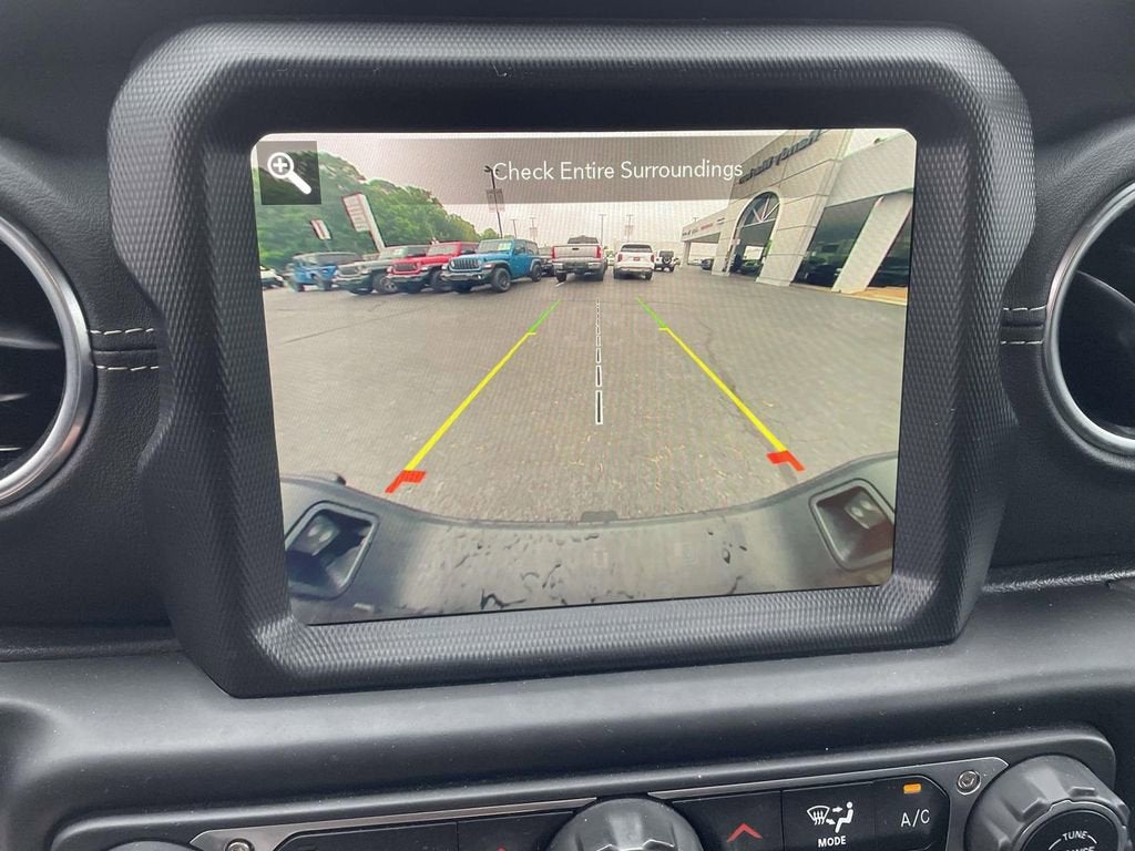 2022 Jeep Gladiator Overland