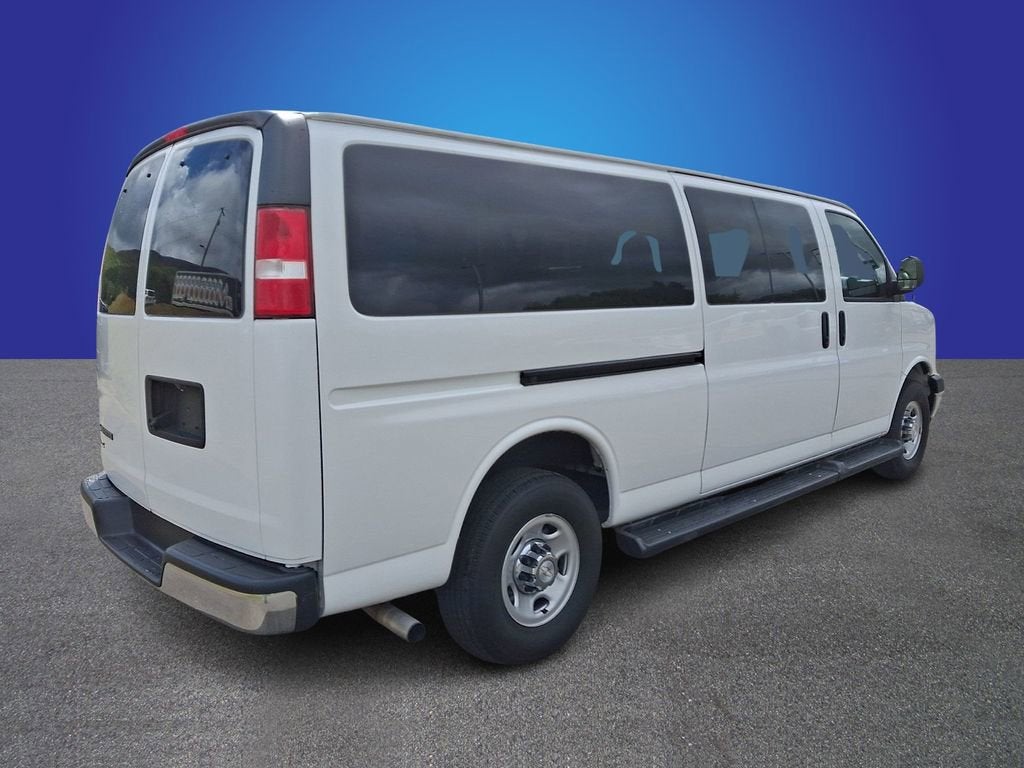 2019 Chevrolet Express Passenger 3500 LT