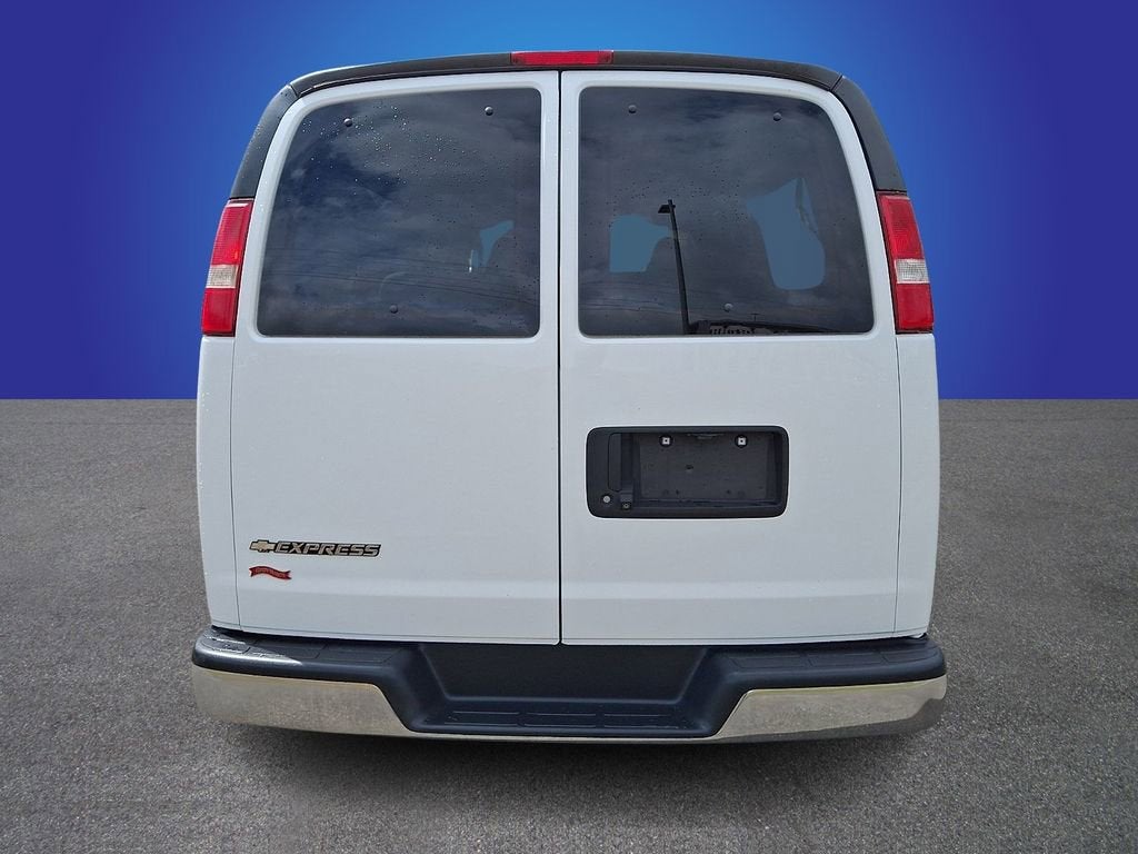 2019 Chevrolet Express Passenger 3500 LT