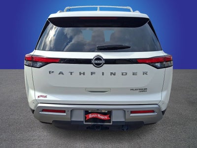 2024 Nissan Pathfinder Platinum