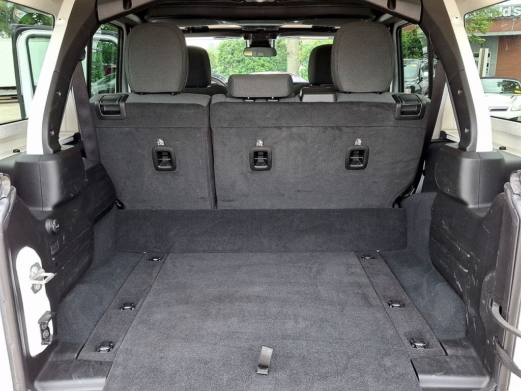 2024 Jeep Wrangler Sahara 4xe