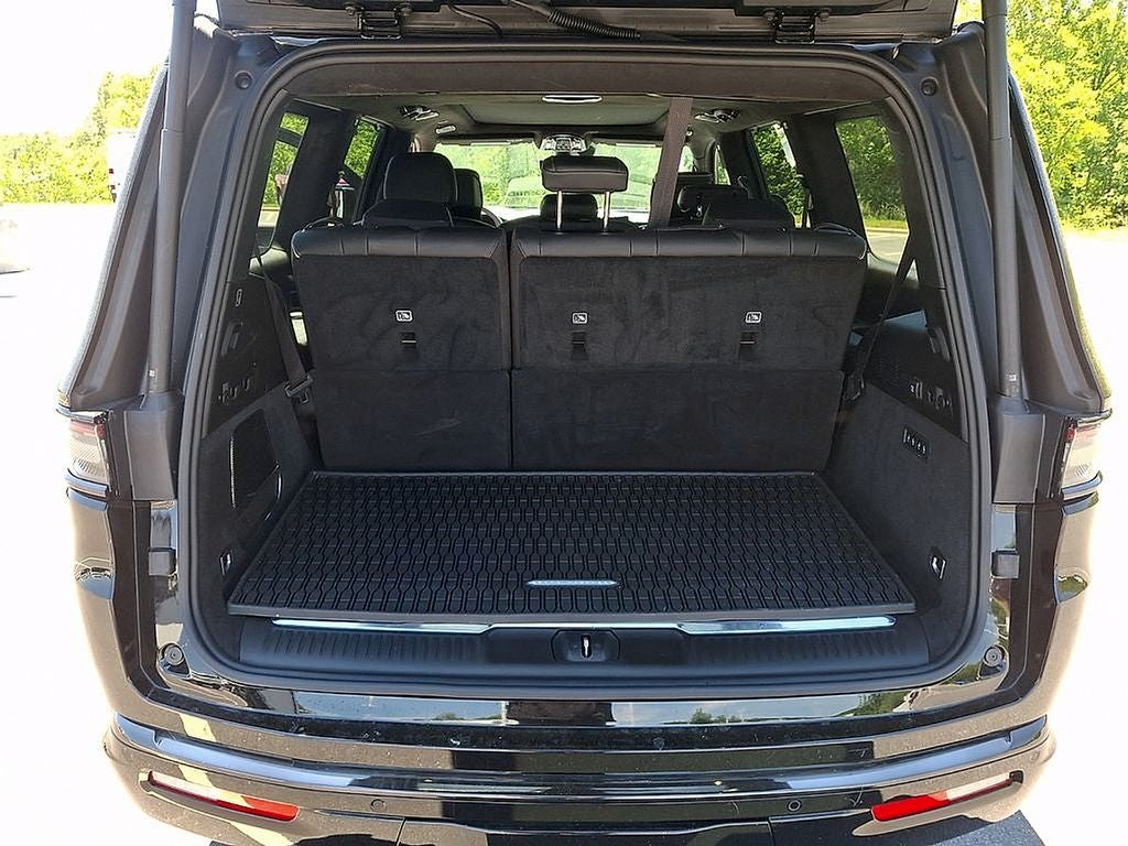 2025 Jeep Grand Wagoneer Series II