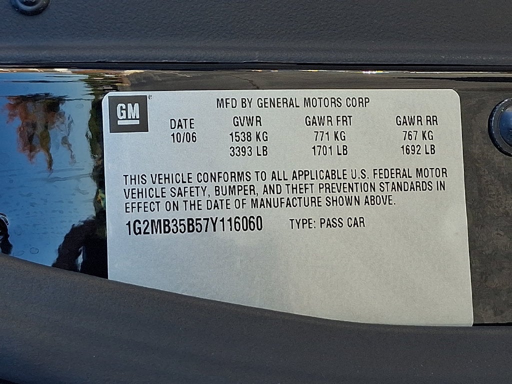 2007 Pontiac Solstice Base