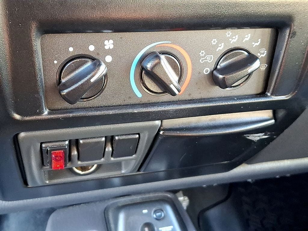 1999 Jeep Wrangler SE