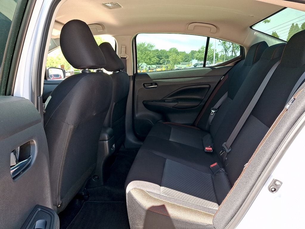 2025 Nissan Versa 1.6 SR