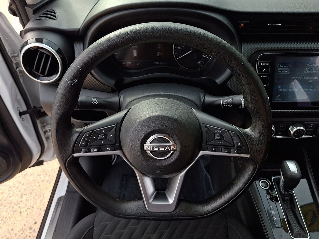 2023 Nissan Kicks SV