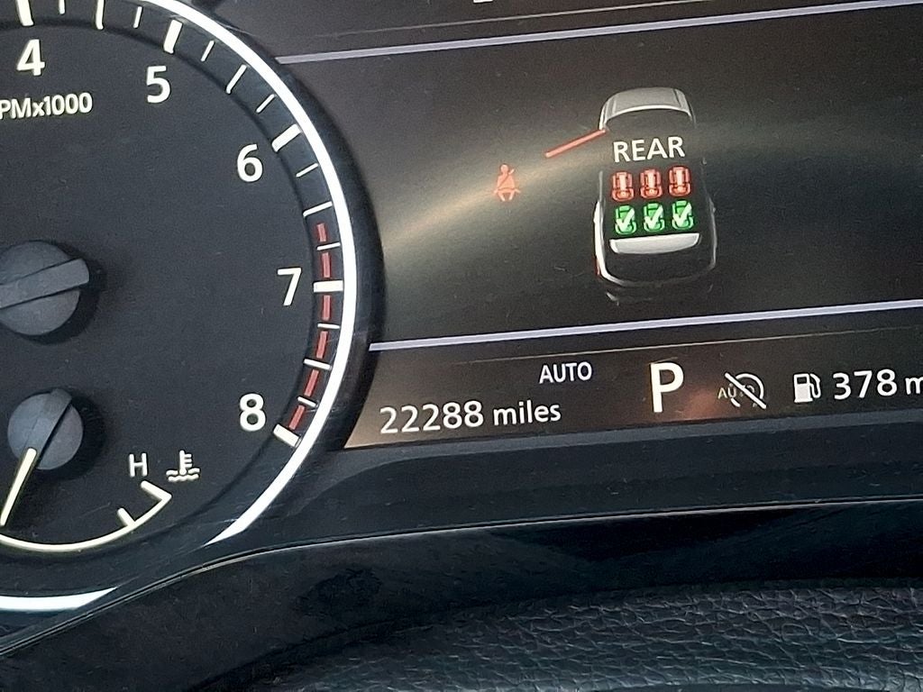 2025 Nissan Pathfinder SV