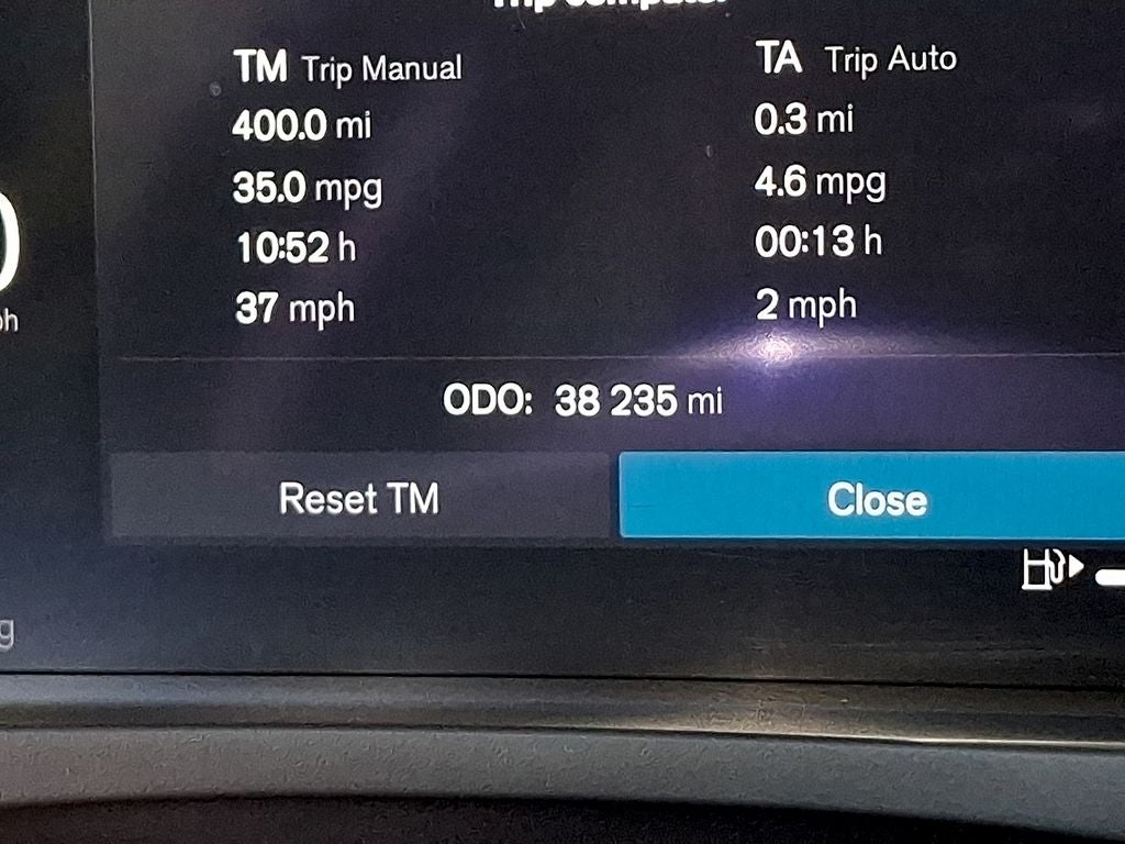 2024 Volvo S60 B5 Plus Dark Theme
