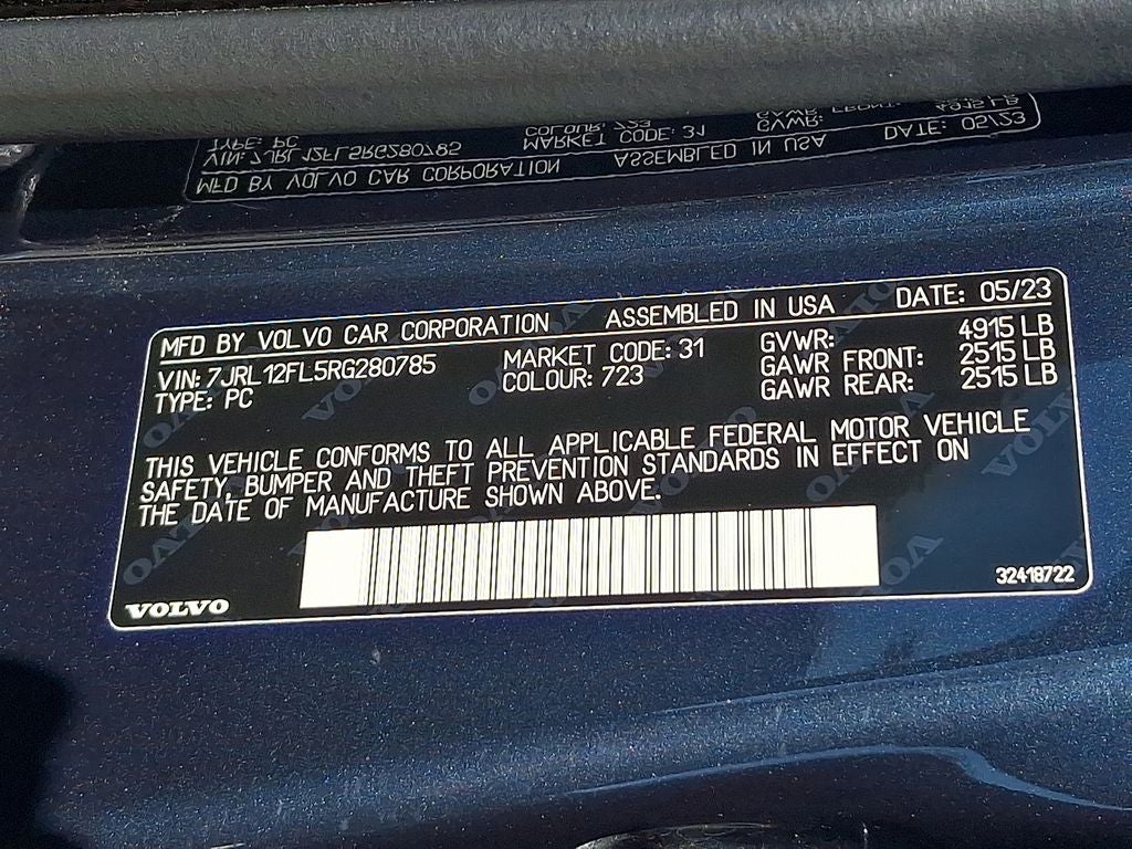 2024 Volvo S60 B5 Plus Dark Theme