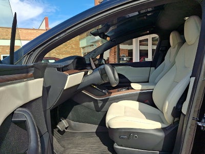 2025 Tesla Model X Base