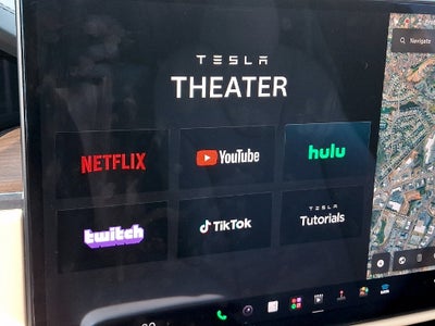 2025 Tesla Model X Base