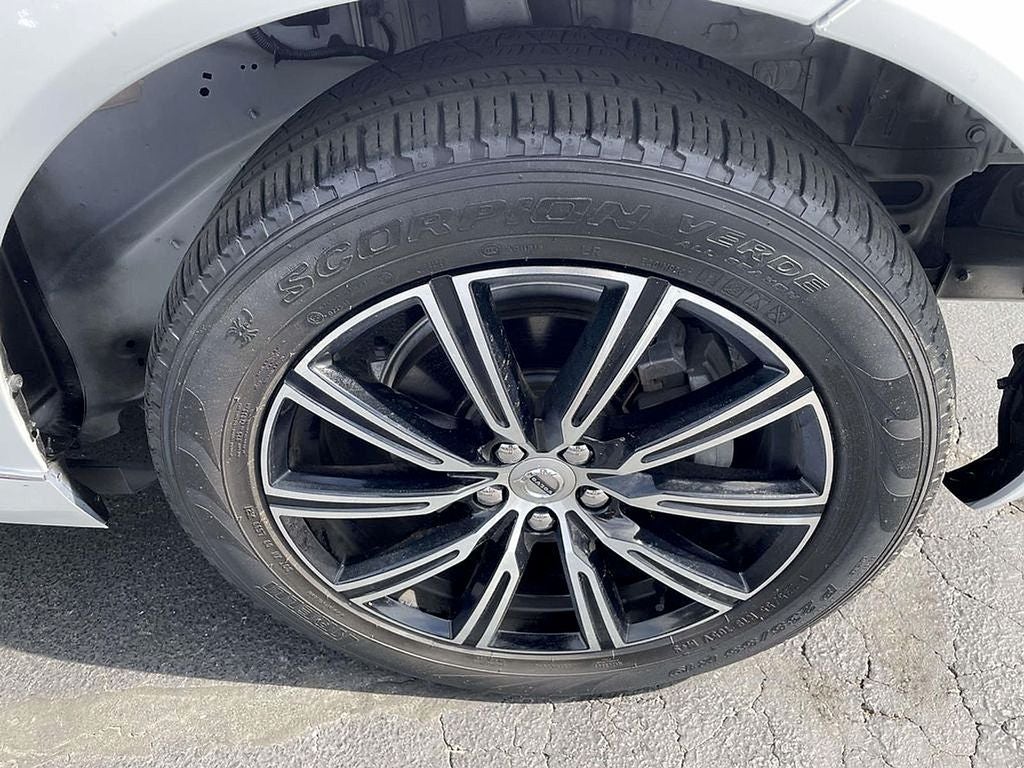 2018 Volvo XC60 T5 Inscription