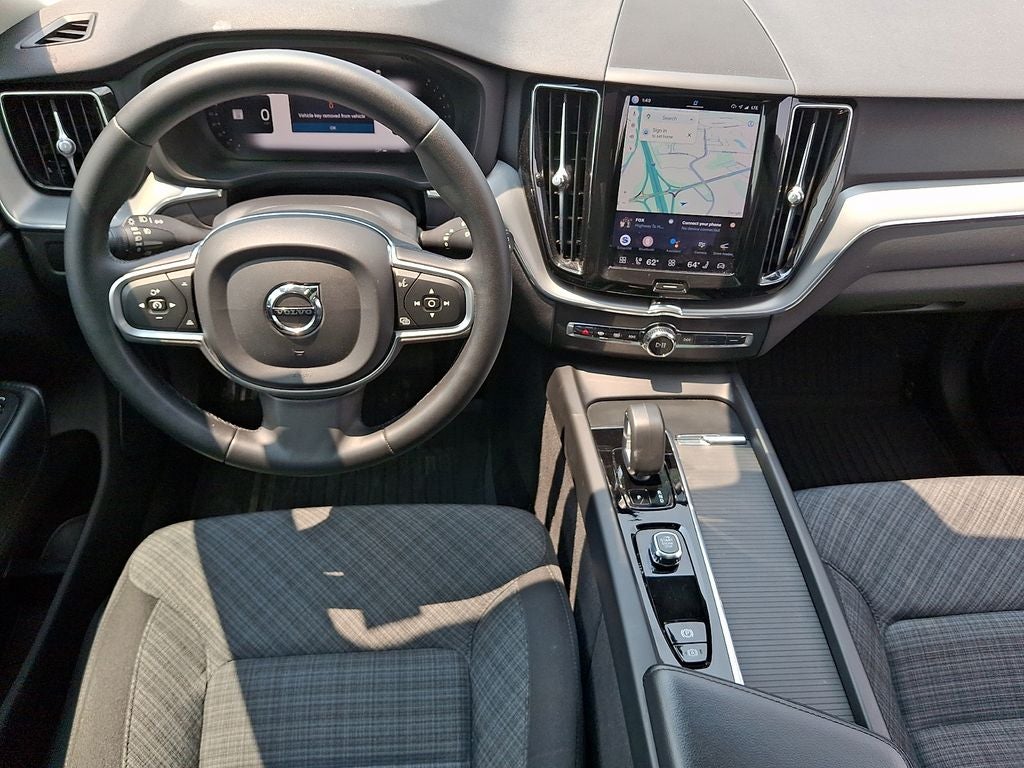 2023 Volvo XC60 B5 Core