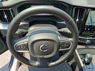 2023 Volvo XC60 B5 Core