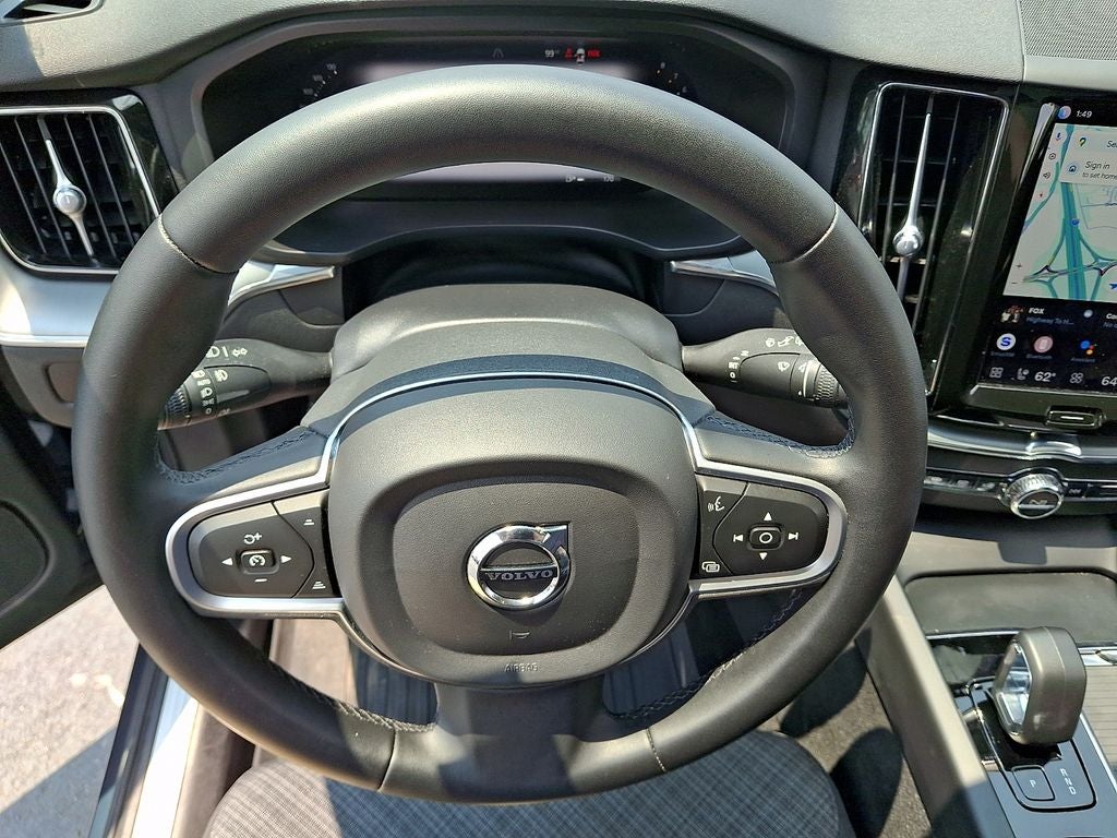 2023 Volvo XC60 B5 Core