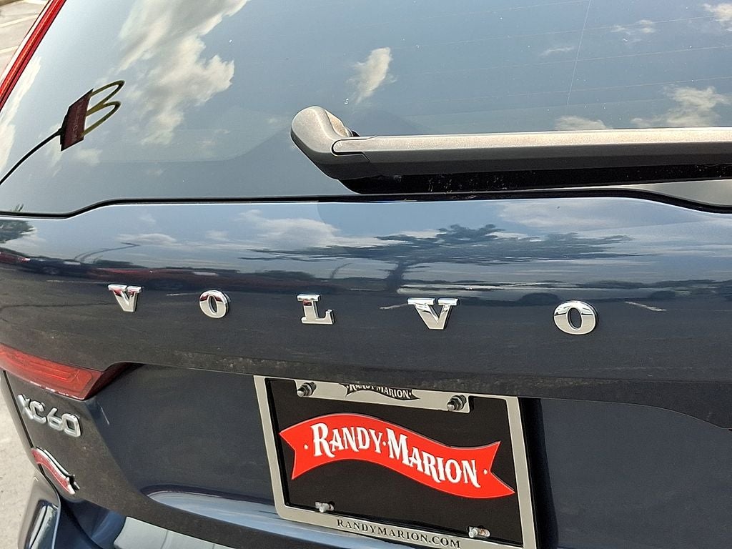 2023 Volvo XC60 B5 Core