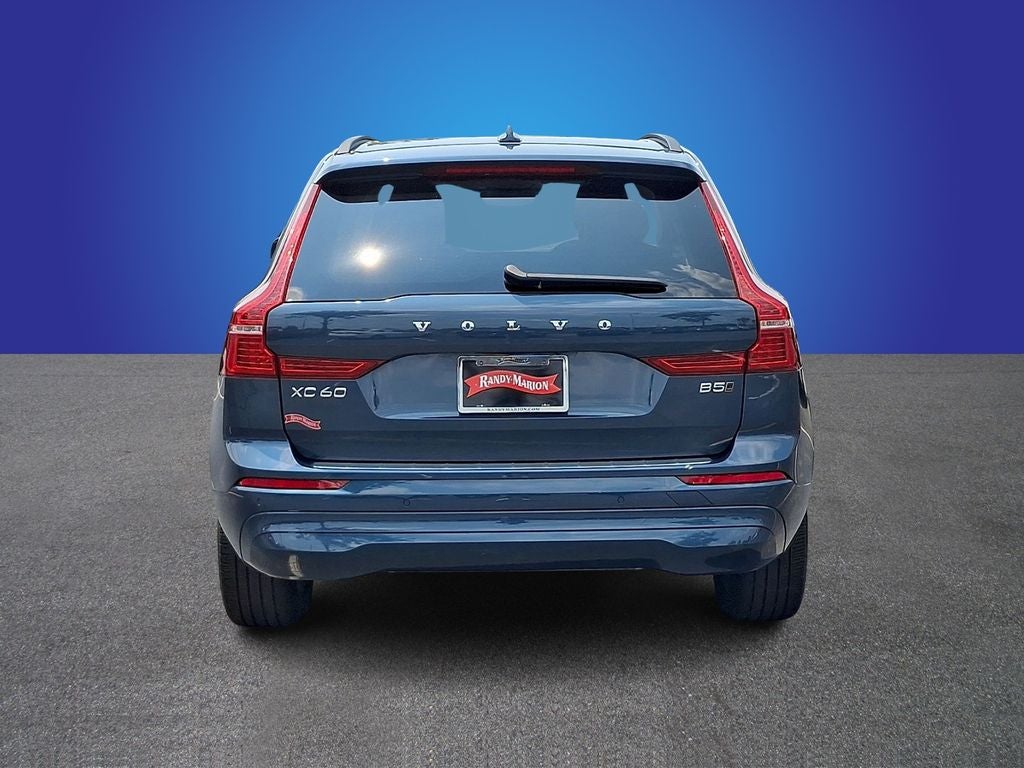 2023 Volvo XC60 B5 Core