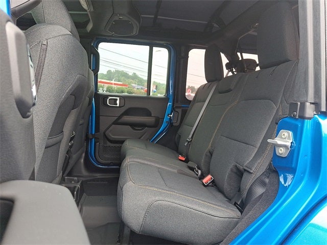 2025 Jeep Wrangler WRANGLER 4-DOOR SAHARA