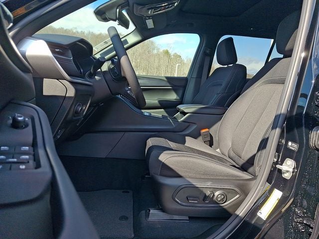 2026 Jeep Grand Cherokee GRAND CHEROKEE LAREDO X 4X4