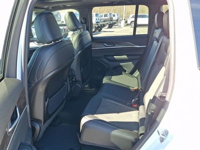 2026 Jeep Grand Cherokee GRAND CHEROKEE LAREDO ALTITUDE 4X4