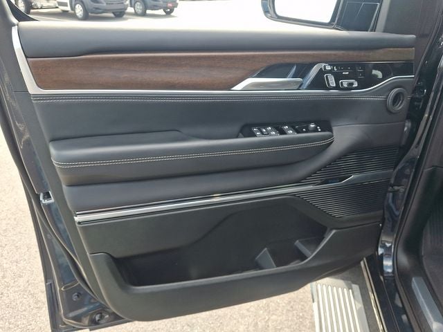 2025 Jeep Grand Wagoneer 4x4