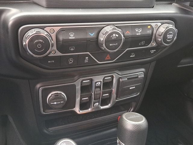 2022 Jeep Gladiator Willys 4x4