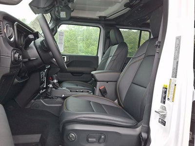 2026 Jeep Gladiator GLADIATOR SAHARA 4X4