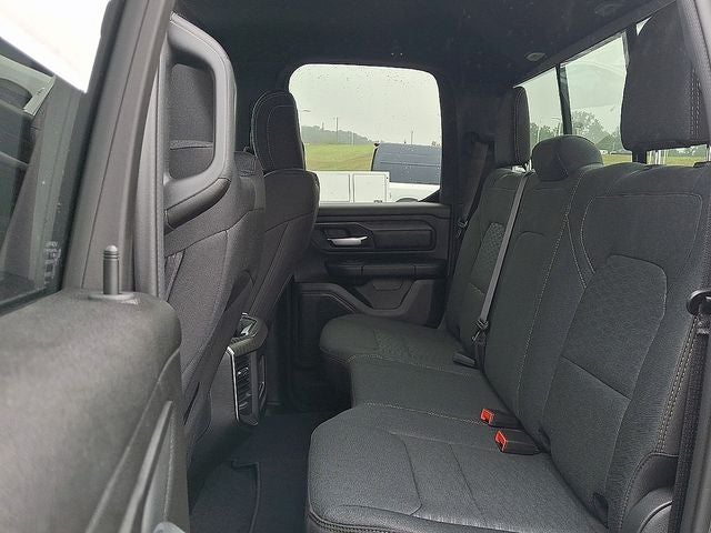 2026 RAM 1500 RAM 1500 EXPRESS QUAD CAB 4X4 6'4' BOX