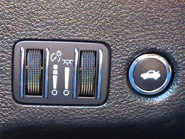 2020 Dodge Charger SXT RWD