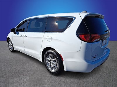 2026 Chrysler Voyager VOYAGER LX