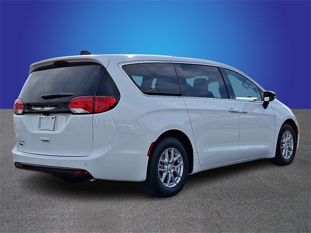 2026 Chrysler Voyager VOYAGER LX