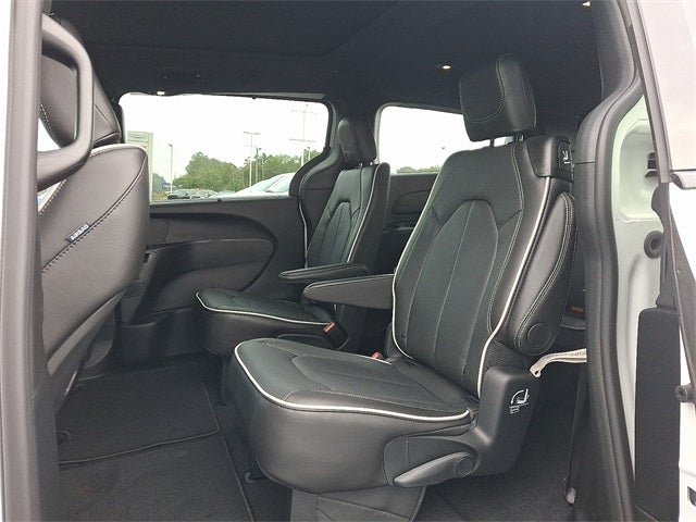 2026 Chrysler Pacifica PACIFICA LIMITED