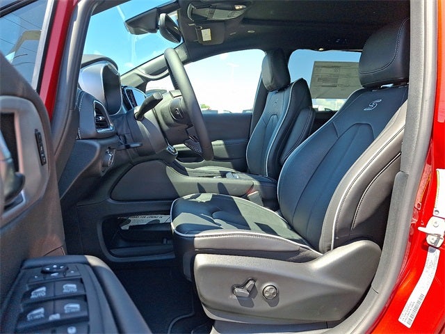 2026 Chrysler Pacifica PACIFICA LIMITED