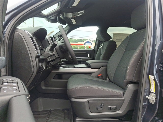 2025 RAM 3500 RAM 3500 BIG HORN CREW CAB 4X4 6'4' BOX