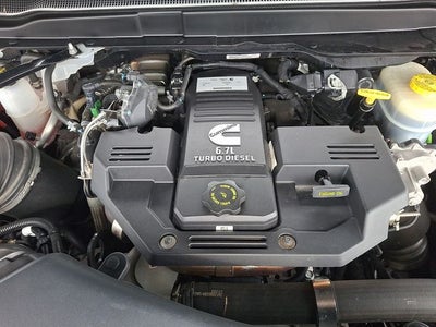 2020 RAM 3500 Laramie Crew Cab 4x4 6'4' Box