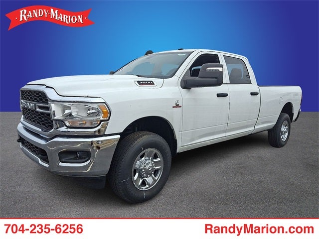 2023 RAM 3500 Tradesman Crew Cab 4x4 8' Box