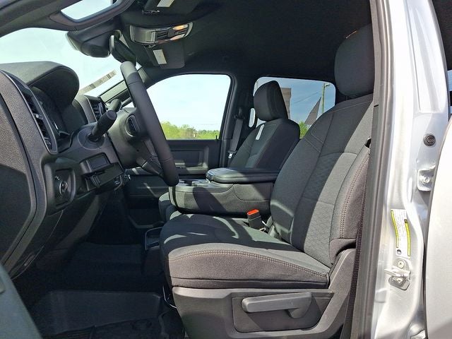 2026 RAM 3500 RAM 3500 TRADESMAN CREW CAB 4X4 8' BOX